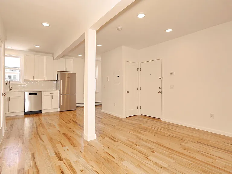 413 Jefferson St #3 — Photo 8