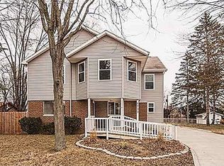 1733 Reckeweg Rd, Fort Wayne, IN 46804