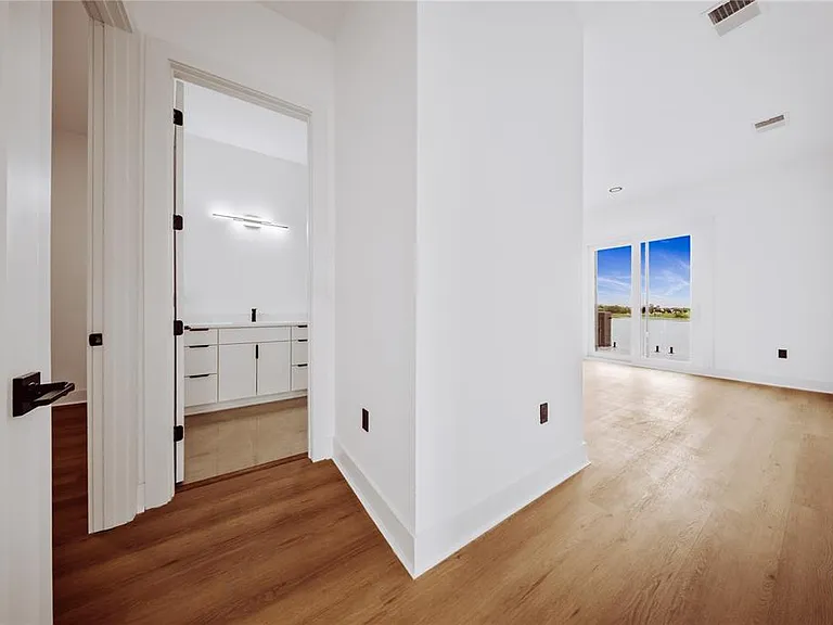 156 Caladium Ave — Photo 29