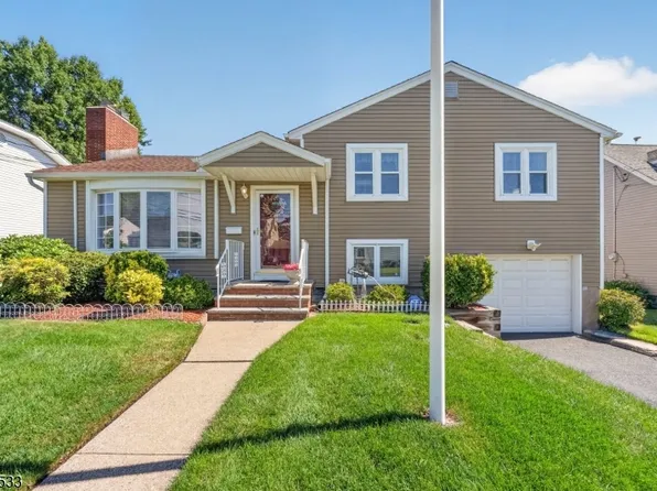 105 Mountainview Dr, Clifton City, NJ 07013