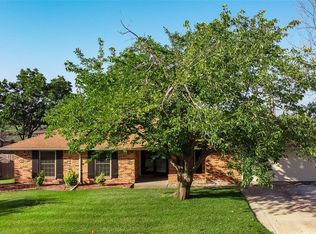 717 Bowie St, Forney, TX