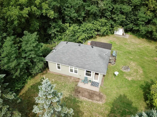 6668 E Annis St, Fountain, MI 49410