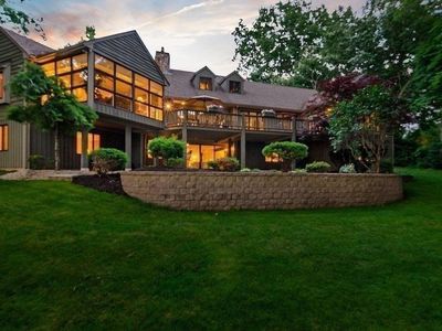 81 Bonny Ln, North Andover, MA, 01845
