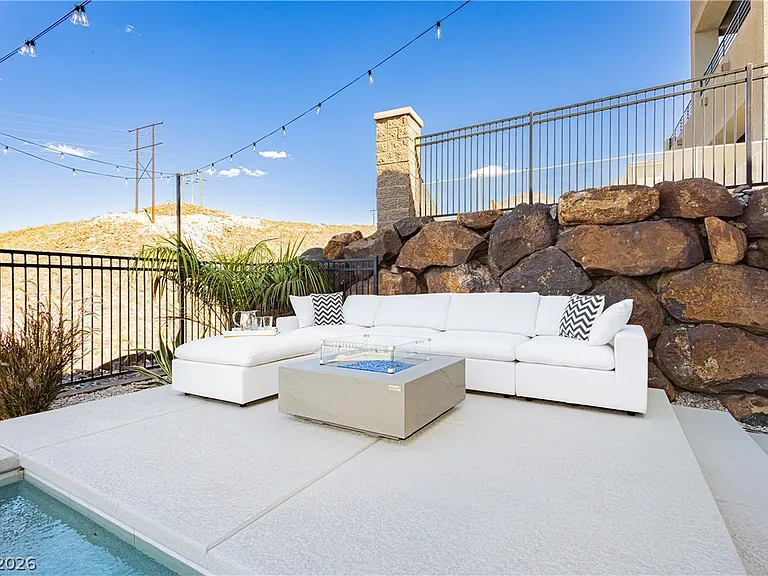 322 Natoire Ct — Photo 30