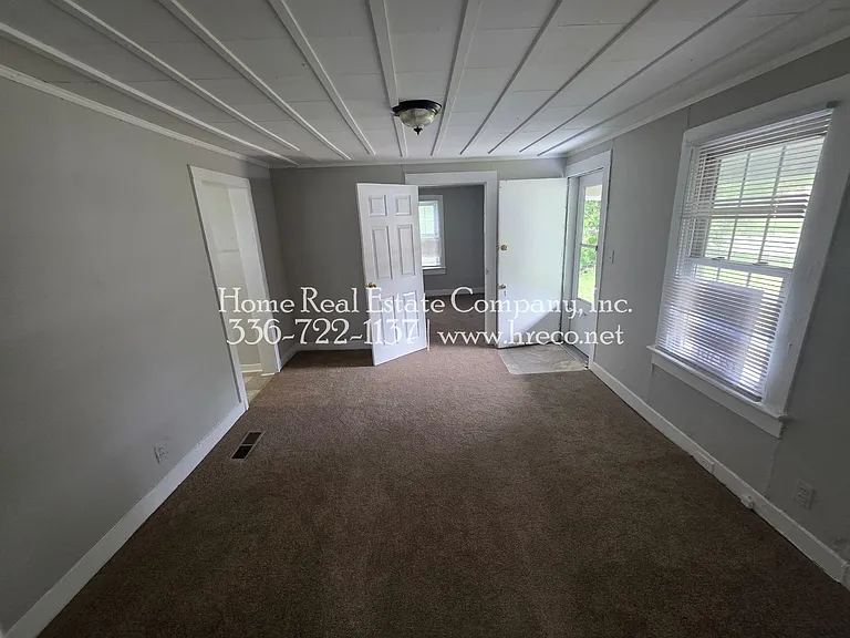 2601 Machine St — Photo 2