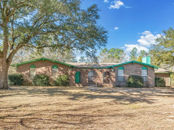 6148 Dogwood Dr W, Crestview, FL 32536