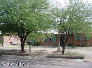6240 E 2nd St, Tucson, AZ 85711