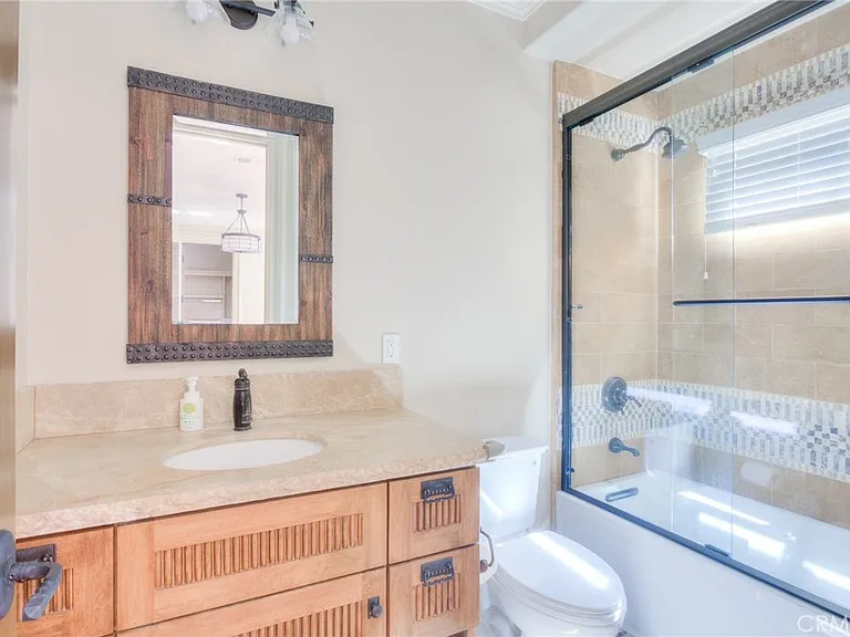 605 Walnut Ave — Photo 48