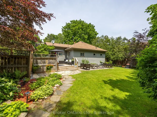 45 Centre St, Clarington, ON L1C 2Y2