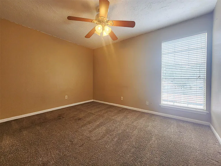 3418 Avenue P — Photo 9