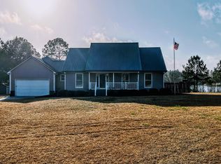 109 Sandhammock Lake Rd, Tifton, GA 31793