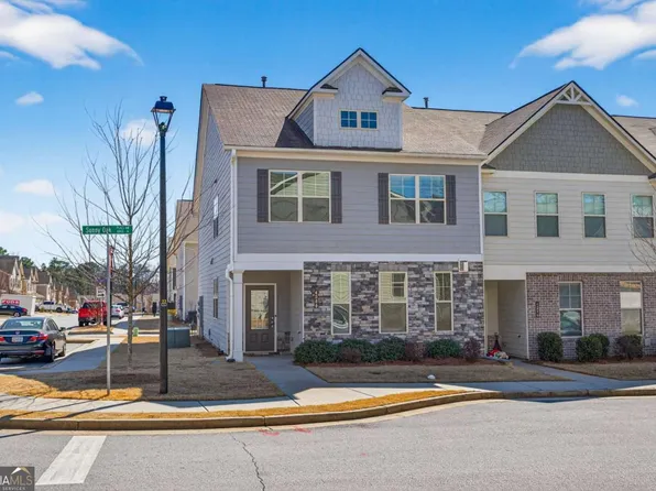 4200 Sunny Oak Ln, Norcross, GA 30071