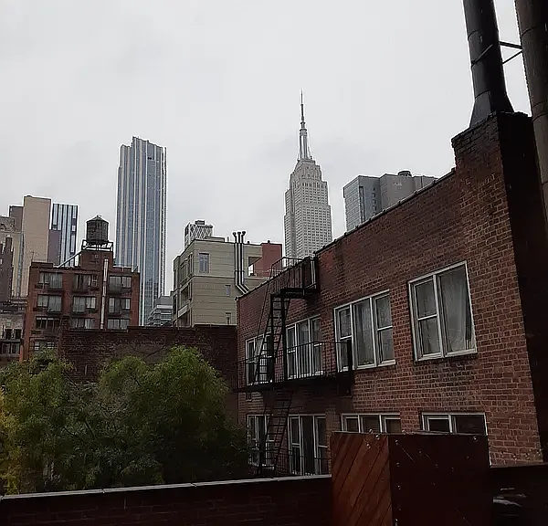 156 E 30th St #5C — Photo 2