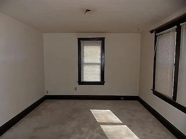 2 bed, 1087 sqft, $1,500 — Photo 3