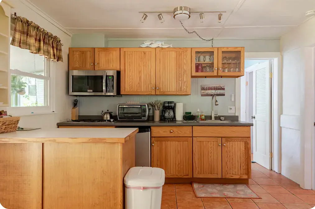 2 bed, 656 sqft, $2,200 — Photo 4