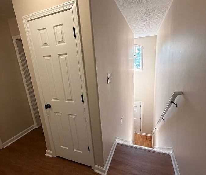 223 Ridgewood Dr — Photo 9