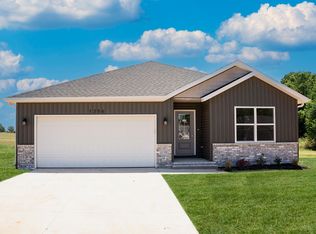 100 N Bison St, Nixa, MO 65714