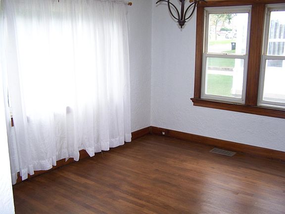4th image of 4115 Corinth Blvd