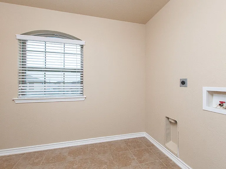 103 W Libra Dr — Photo 19