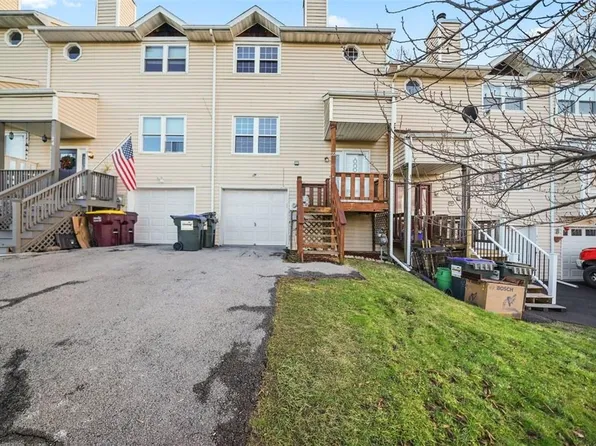 22 Revere Circle, Washingtonville, NY 10992