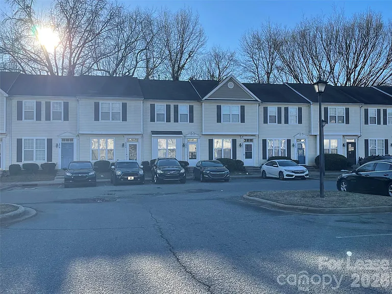 3129 Nevin Place Dr — Photo 2