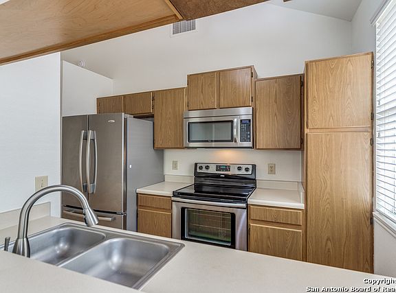 4th image of 133 Whisper Way
