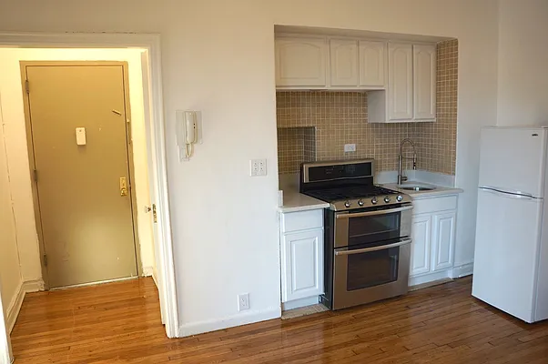 Rented by Living New York | media 15