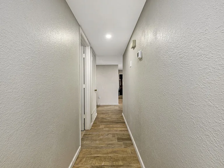 2191 S Sunburst Dr — Photo 29