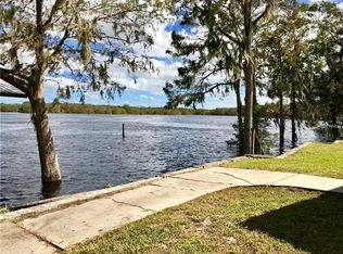 4061 Cypress Bnd, Geneva, FL 32732