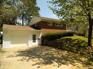 1013 S 12th St, Wausau, WI 54403