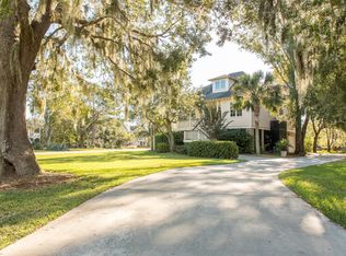2505 Headquarters Plantation Dr, Johns Island, SC 29455