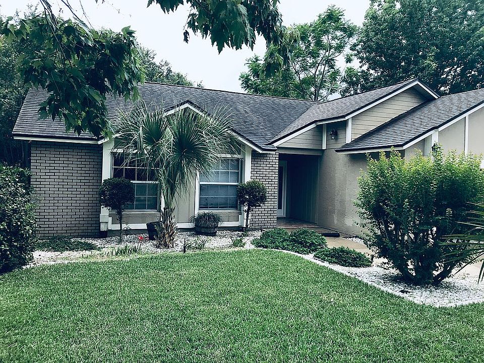 7804 Hyacinth Drive