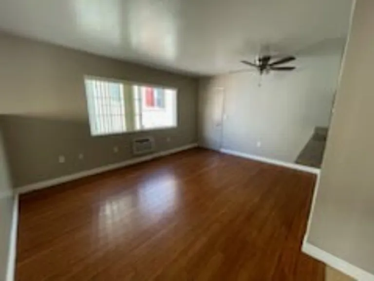 1618 Schrader Blvd — Photo 17