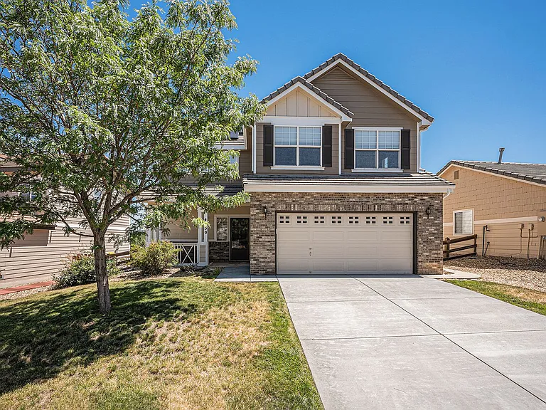 4230 Beautiful Cir — Photo 1