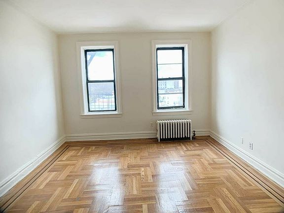 4th image of 32-85 33rd St #E8