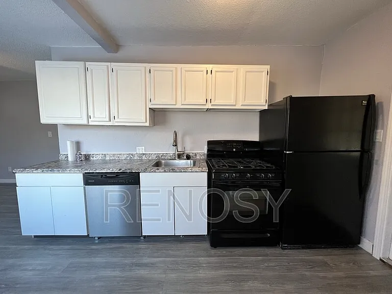 116 Park Ave — Photo 9