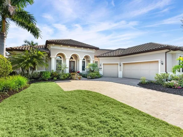 3531 Founders Club Dr, Sarasota, FL 34240