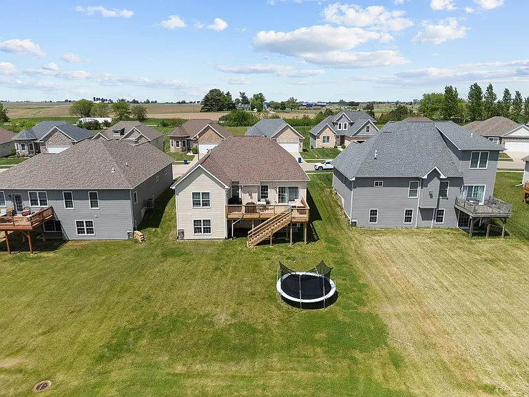 67 Cobblestone Ln — Photo 25