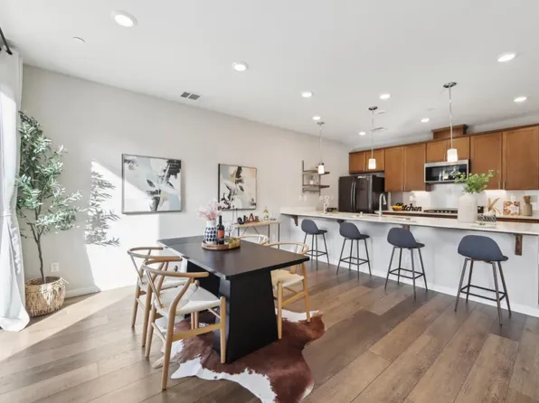 621 Clover Cir, Milpitas, CA 95035
