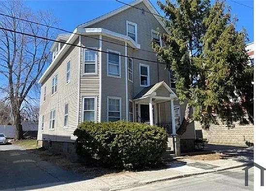4 Harrison Ave #1