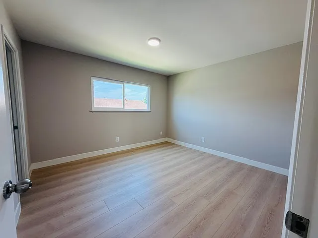 Room #5 (upstairs)