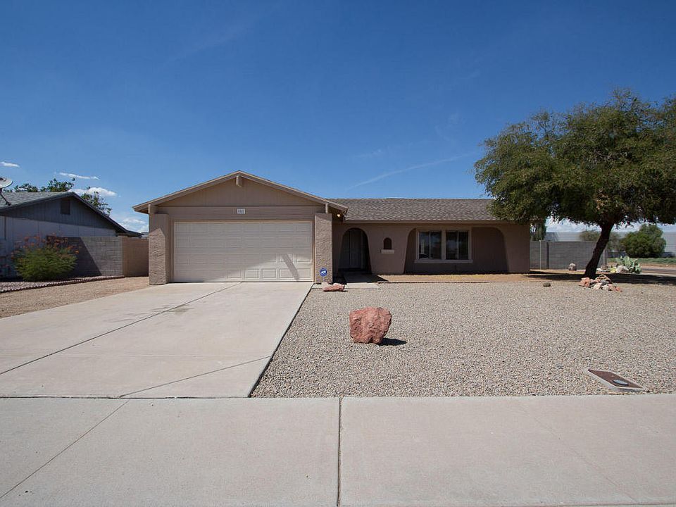 1st image of 8502 W Golden Ln