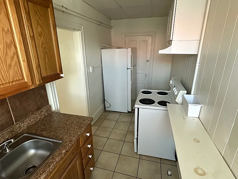 14 E Market St #6 — Photo 16