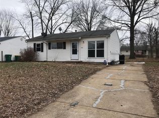 1316 Dominica Dr, Saint Louis, MO 63138