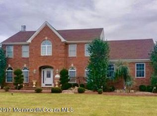15 Langeveld Dr, Freehold, NJ 07728