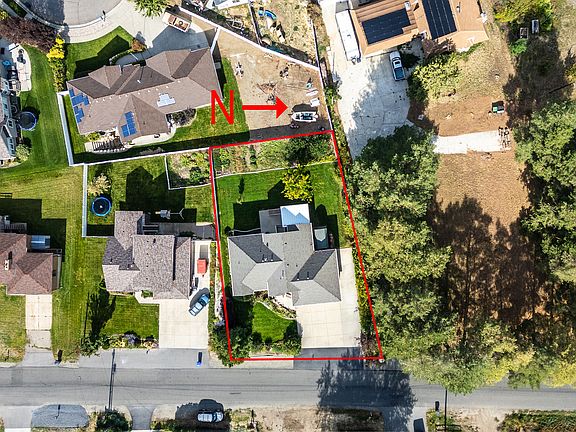5th image of 2286 S Park Dr