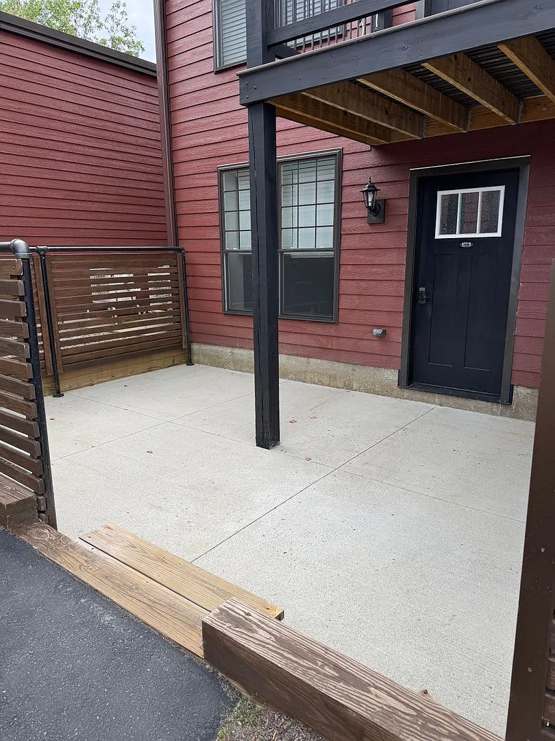 Rail Trail Village - Luxury Living where One Bill Pays it All! — Photo 1