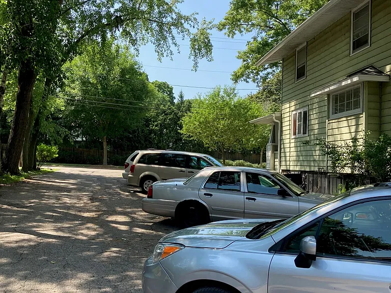 2019 Sherman Ave — Photo 3