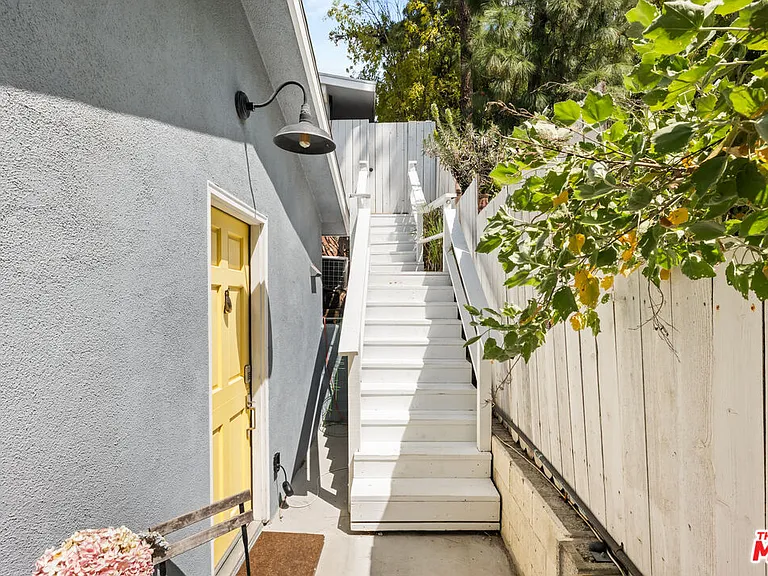 3744 Buena Park Dr — Photo 20