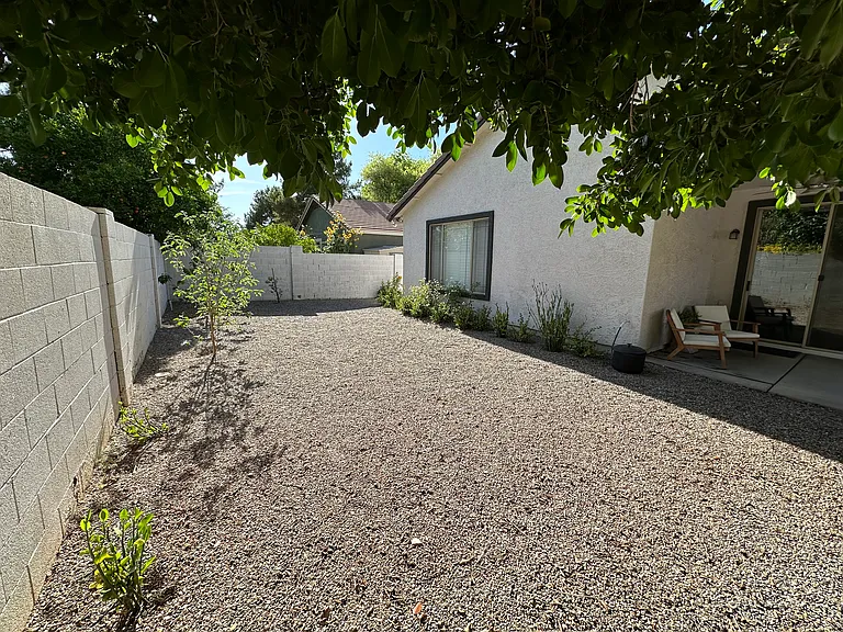 3623 E Linda Ln — Photo 18
